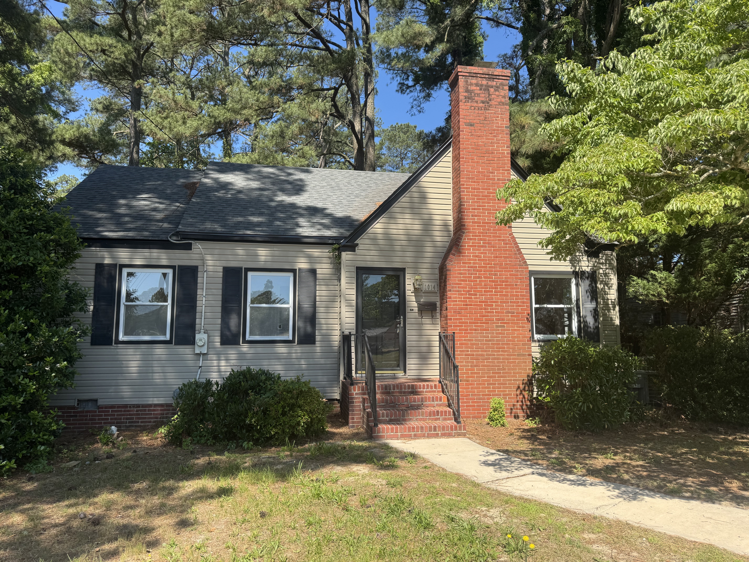 Property main image