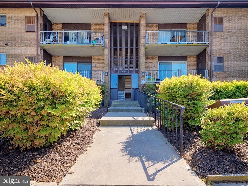 1028 Adams Avenue- UNIT 3B - 1