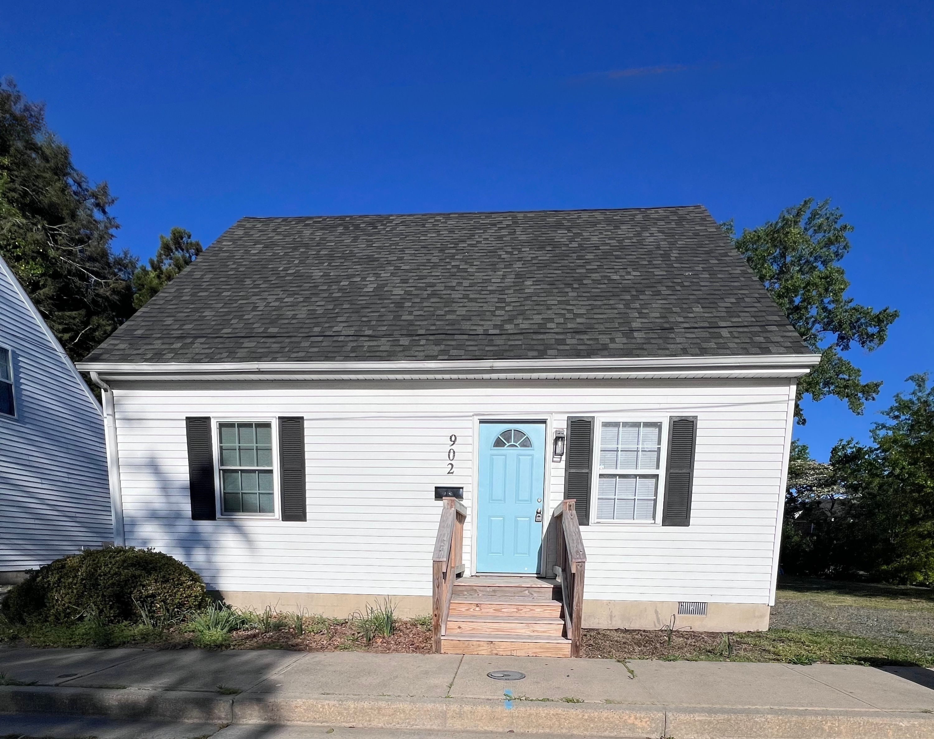 902 Hanson Street (N)
