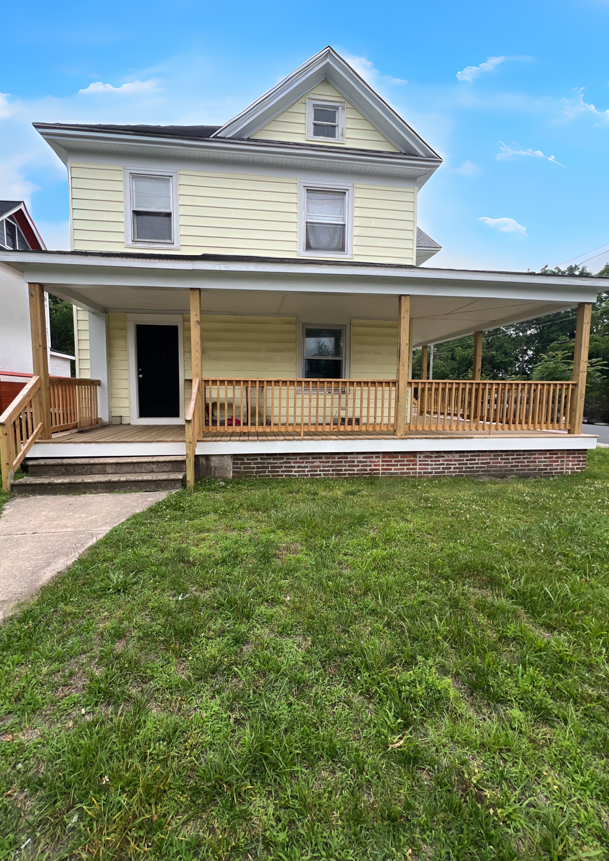 812 East Church Street- 1st Floor - 1